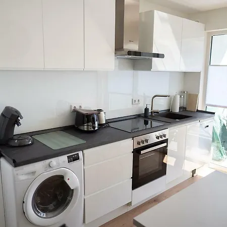 Modernes 2-roomapartment Apartman *