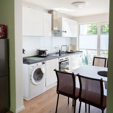 Modernes 2-roomapartment Apartman